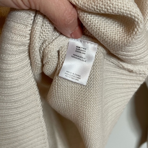 Saltwater Luxe Sweater, Small, NWT - Picture 4 of 5